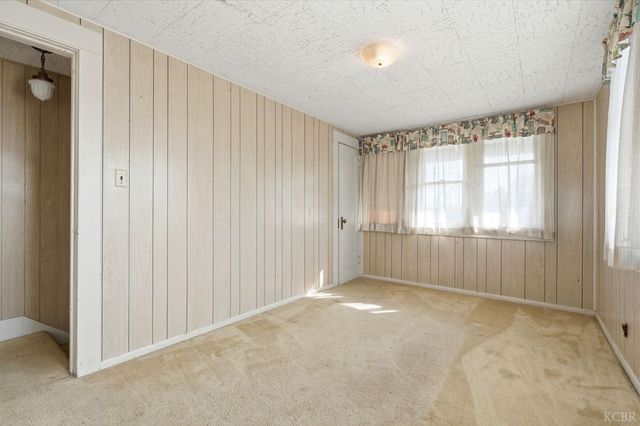 8 C Street, Lemoore, CA 93245