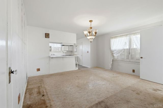 8 C Street, Lemoore, CA 93245