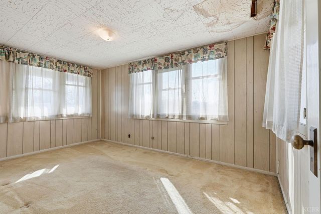 8 C Street, Lemoore, CA 93245