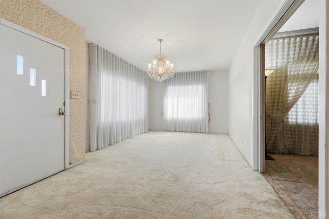 8 C Street, Lemoore, CA 93245