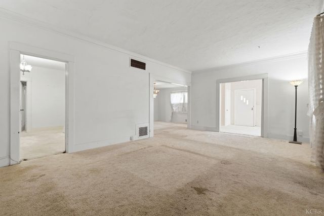 8 C Street, Lemoore, CA 93245