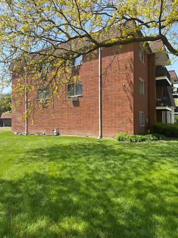12620 S Alpine Drive 8, Alsip, IL 60803