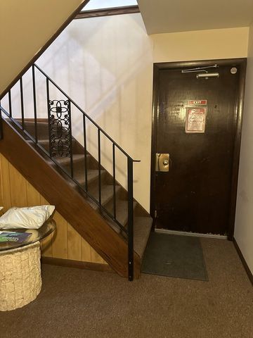 12620 S Alpine Drive 8, Alsip, IL 60803