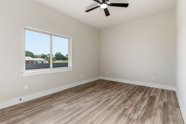 1007 Agua Escondida Court, Springtown, TX 76082