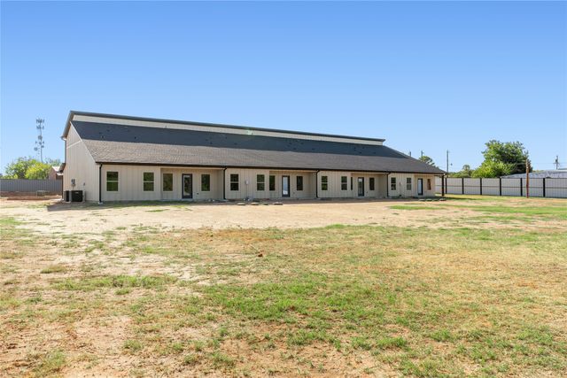1007 Agua Escondida Court, Springtown, TX 76082