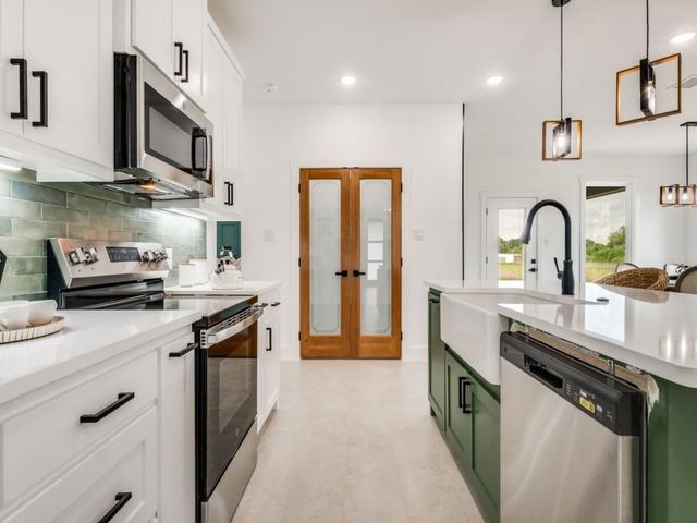 1007 Agua Escondida Court, Springtown, TX 76082