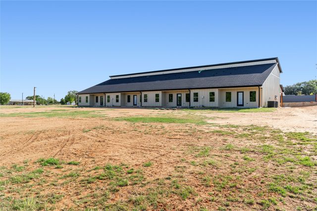 1007 Agua Escondida Court, Springtown, TX 76082