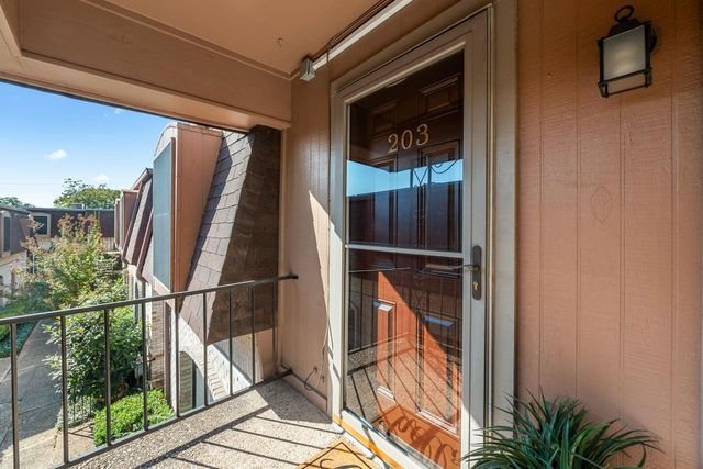 7801 Shoal Creek BLVD 203, Austin, TX 78757