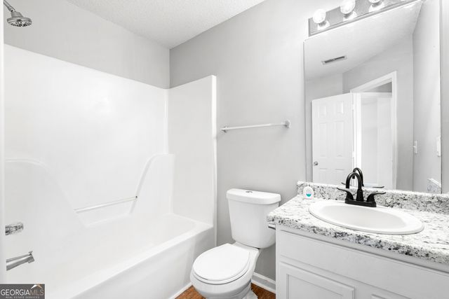 3129 Stonebridge Creek Drive, Lithonia, GA 30058