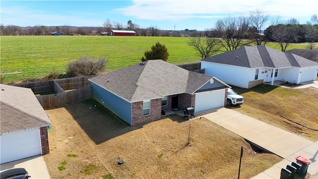 210 Cherry Street, Lincoln, AR 72744