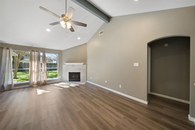 3718 Woodlace Drive, Humble, TX 77396