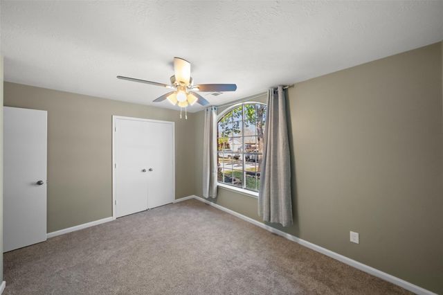 3718 Woodlace Drive, Humble, TX 77396