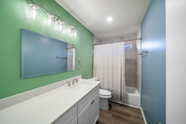 3718 Woodlace Drive, Humble, TX 77396