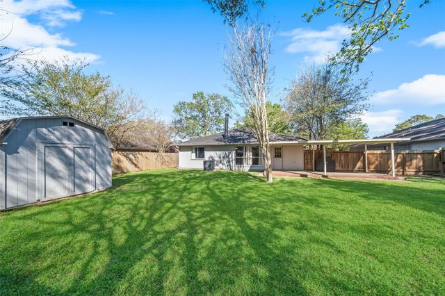 3718 Woodlace Drive, Humble, TX 77396