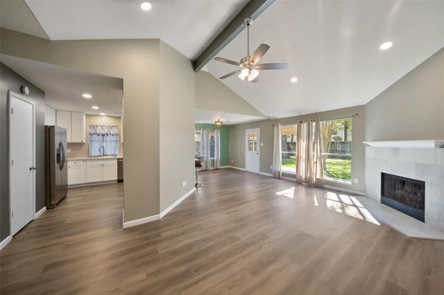 3718 Woodlace Drive, Humble, TX 77396