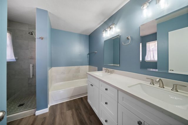 3718 Woodlace Drive, Humble, TX 77396