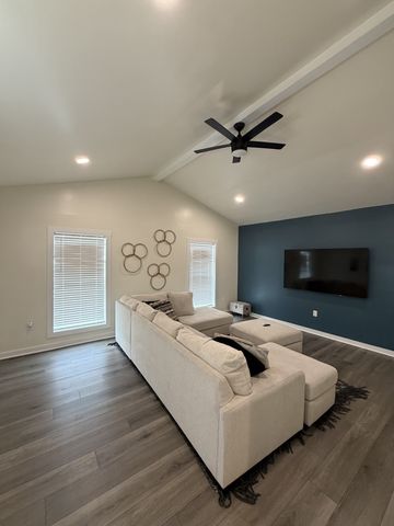 5418 Walnut Chase Dr, Christiana, TN 37037