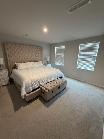 5418 Walnut Chase Dr, Christiana, TN 37037