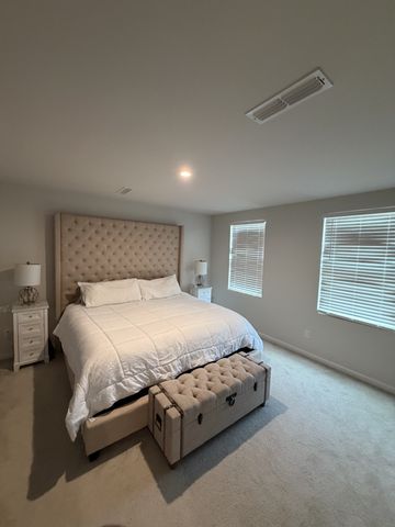 5418 Walnut Chase Dr, Christiana, TN 37037