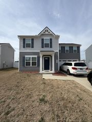 5418 Walnut Chase Dr, Christiana, TN 37037