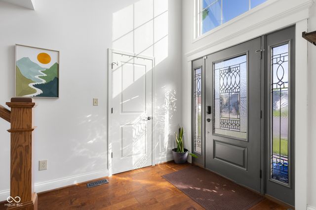 4376 Red Hawk Court, Columbus, IN 47203