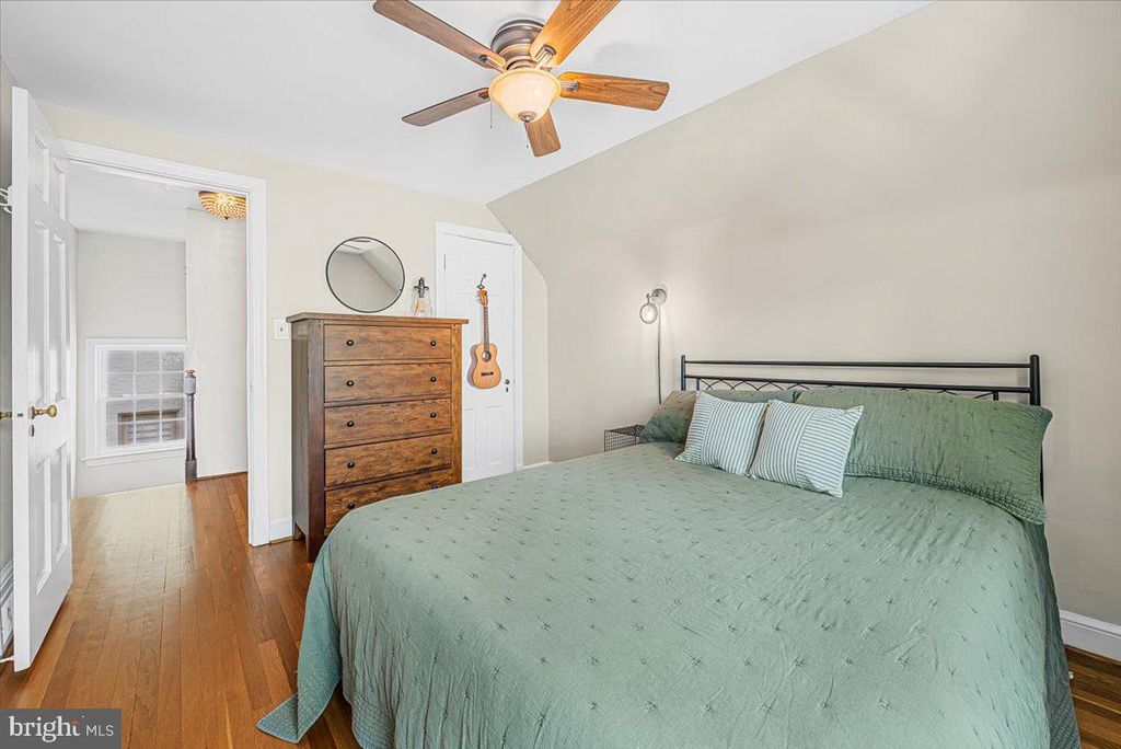 Image 29 of property listing at 4214 OAKRIDGE LN, Chevy Chase, MD 20815