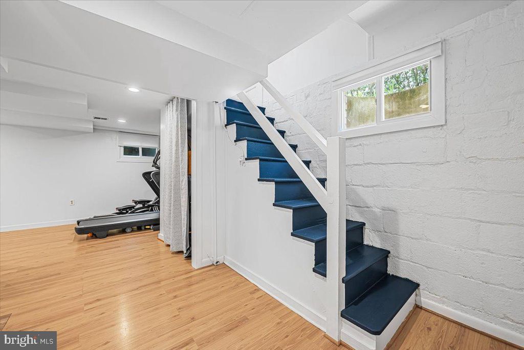 Image 33 of property listing at 4214 OAKRIDGE LN, Chevy Chase, MD 20815