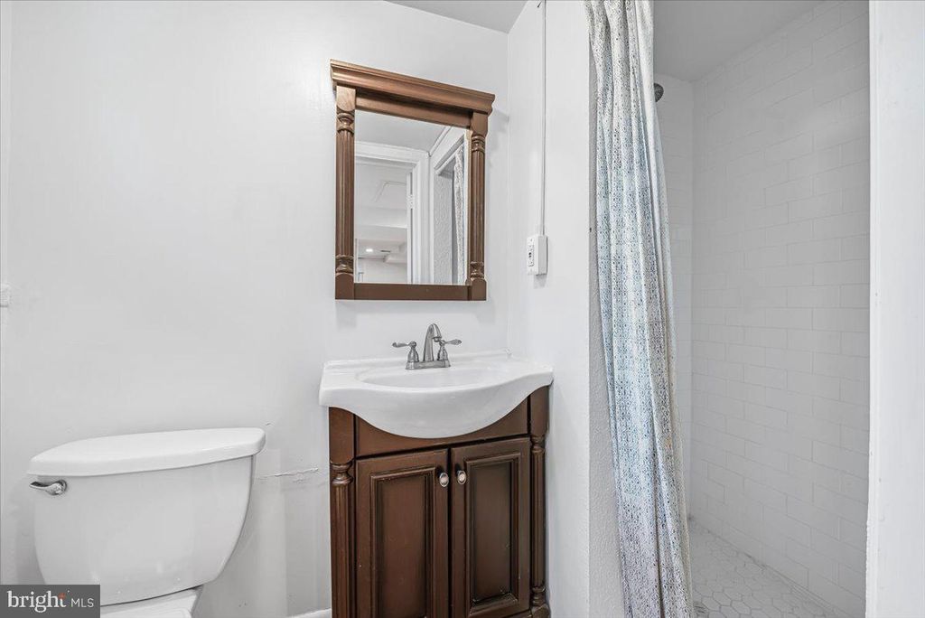 Image 36 of property listing at 4214 OAKRIDGE LN, Chevy Chase, MD 20815