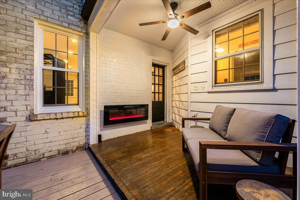 Image 37 of property listing at 4214 OAKRIDGE LN, Chevy Chase, MD 20815