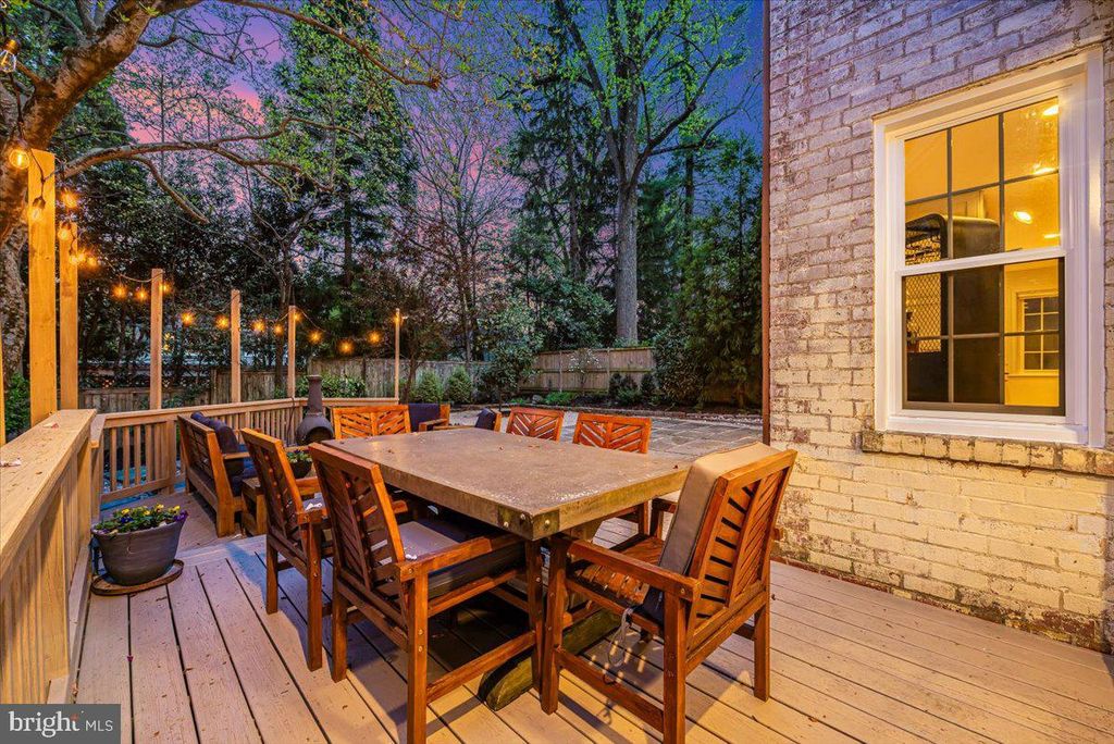 Image 39 of property listing at 4214 OAKRIDGE LN, Chevy Chase, MD 20815