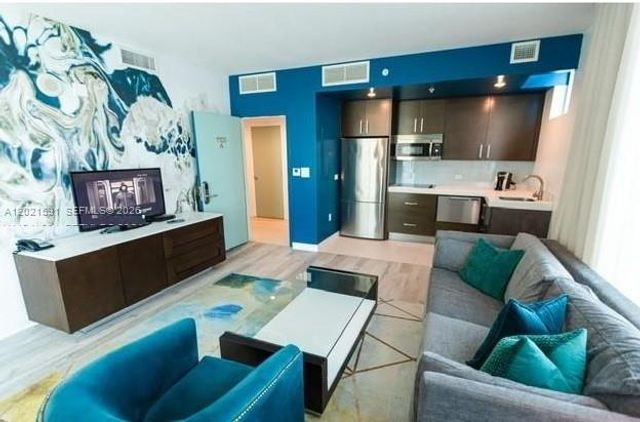 17315 Collins Ave 806, Sunny Isles Beach, FL 33160