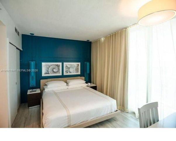 17315 Collins Ave 806, Sunny Isles Beach, FL 33160