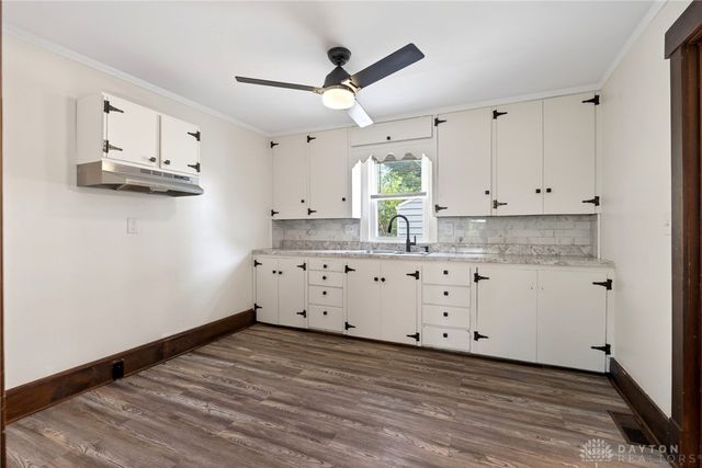 2930 Robin Road, Kettering, OH 45409