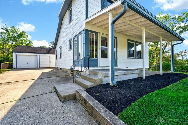 2930 Robin Road, Kettering, OH 45409