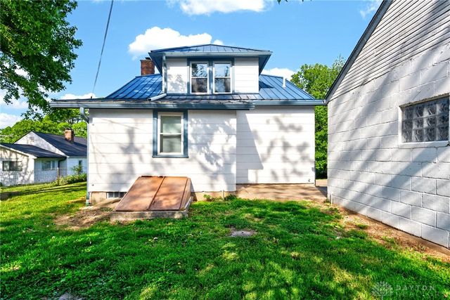 2930 Robin Road, Kettering, OH 45409