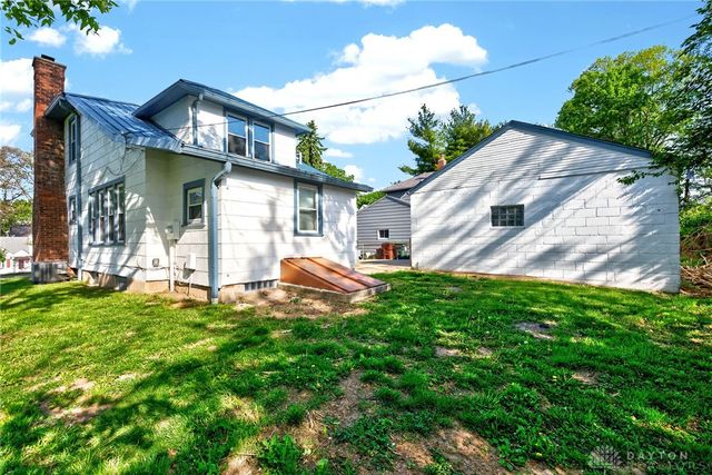 2930 Robin Road, Kettering, OH 45409