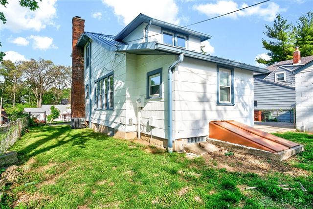 2930 Robin Road, Kettering, OH 45409
