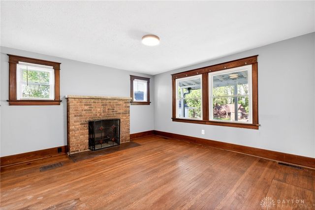 2930 Robin Road, Kettering, OH 45409