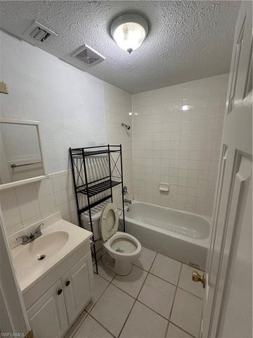 4619 Bayshore DR 4619, Naples, FL 34112