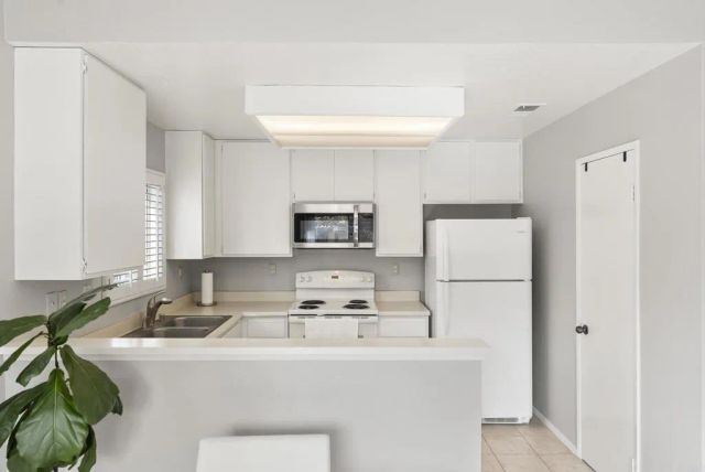 11325 Avenida De Los Lobos Unit D, San Diego, CA 92127