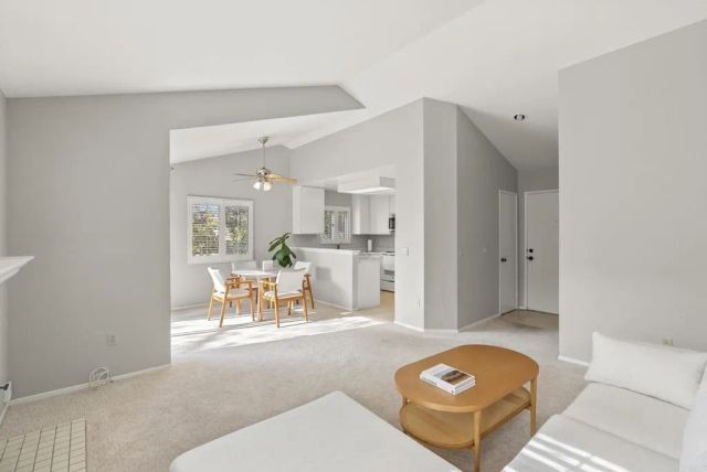 11325 Avenida De Los Lobos Unit D, San Diego, CA 92127