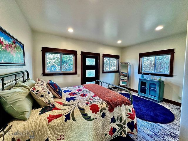 401 Mill Street, Sheridan, MT 59749