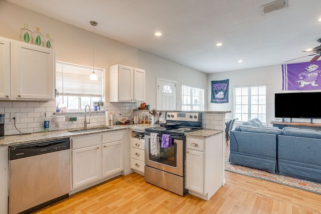 3200 Lubbock Avenue, Fort Worth, TX 76109