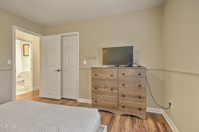 110 Jenny Lane, Jonesborough, TN 37659