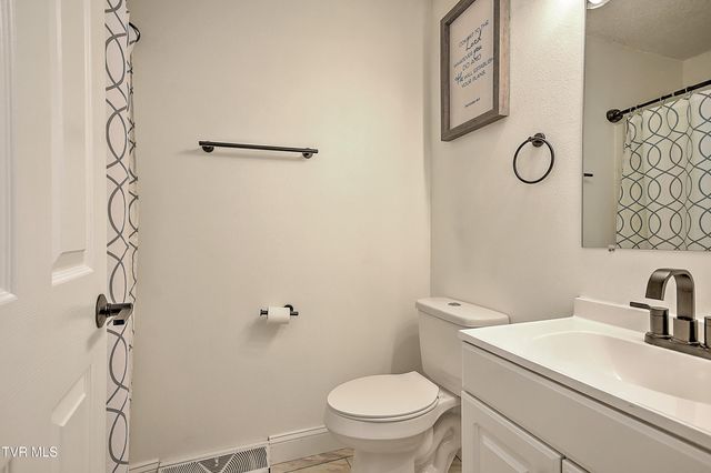 110 Jenny Lane, Jonesborough, TN 37659