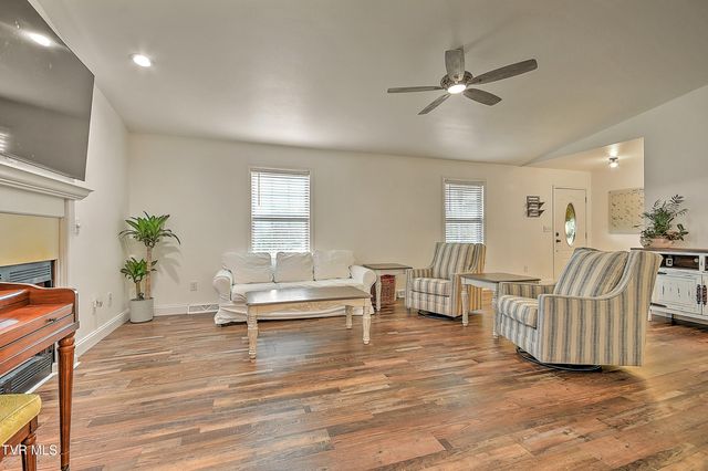 110 Jenny Lane, Jonesborough, TN 37659