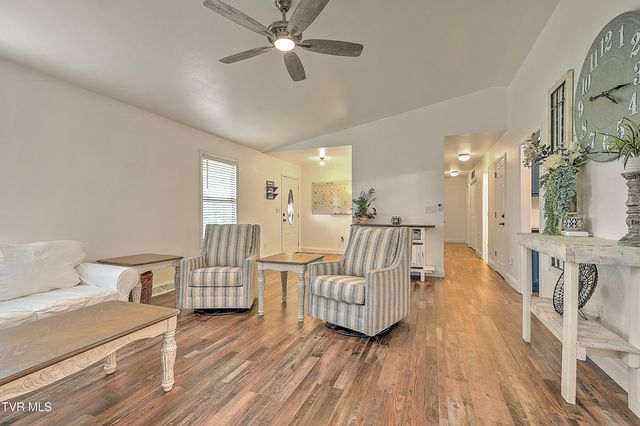 110 Jenny Lane, Jonesborough, TN 37659
