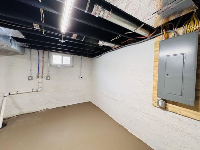 2618 Bond Street, Niles, MI 49120