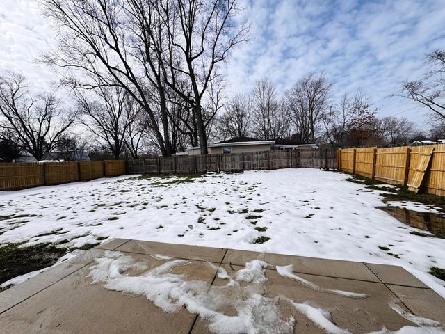 2618 Bond Street, Niles, MI 49120