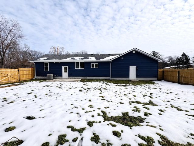 2618 Bond Street, Niles, MI 49120